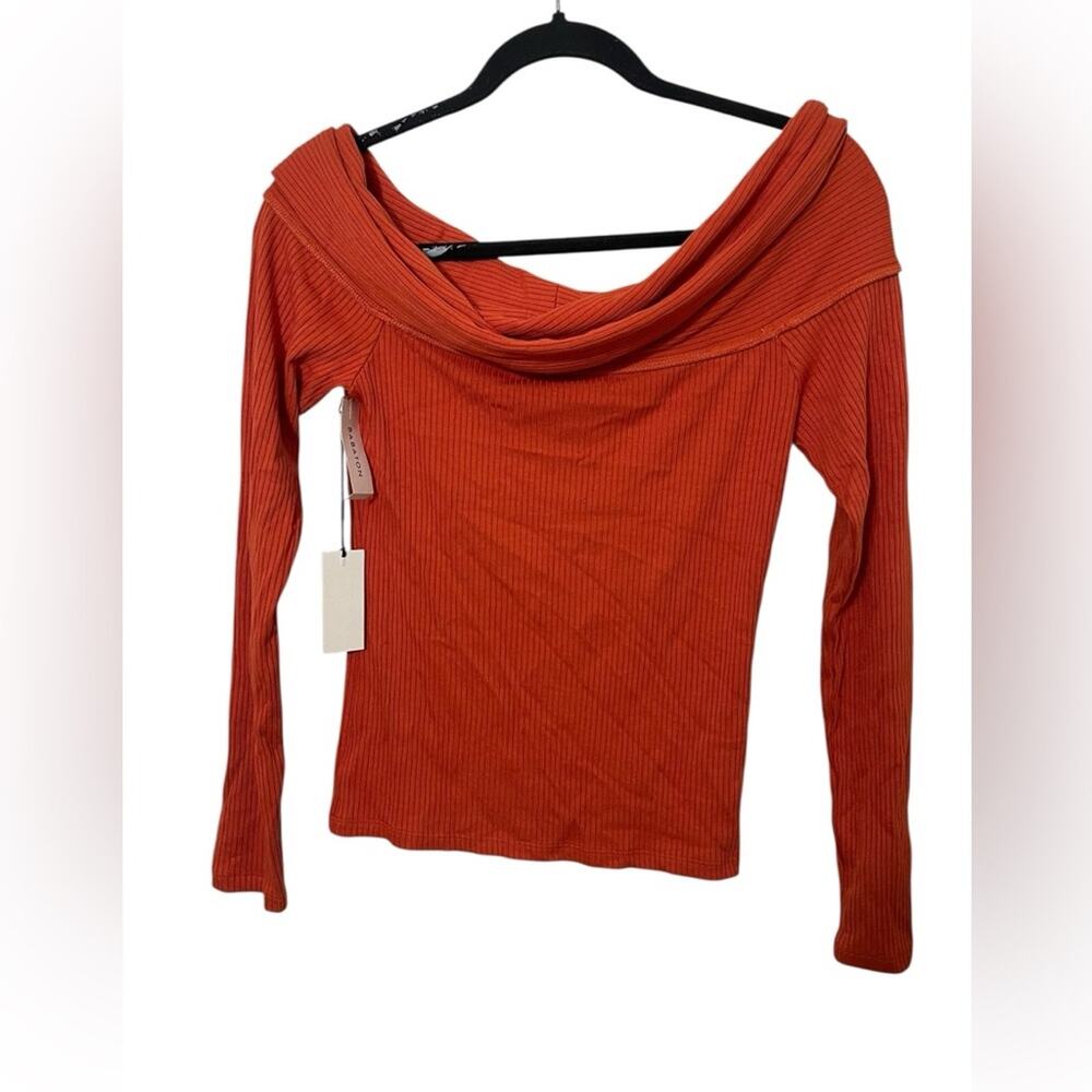 Aritzia Babaton Scala Women's Orange Off-Shoulder Top Size:M. NWT